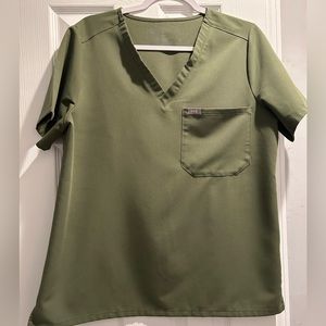Figs Catarina Size Large Dark Olive Top Gently Worn Slight Flaw On Both Sides